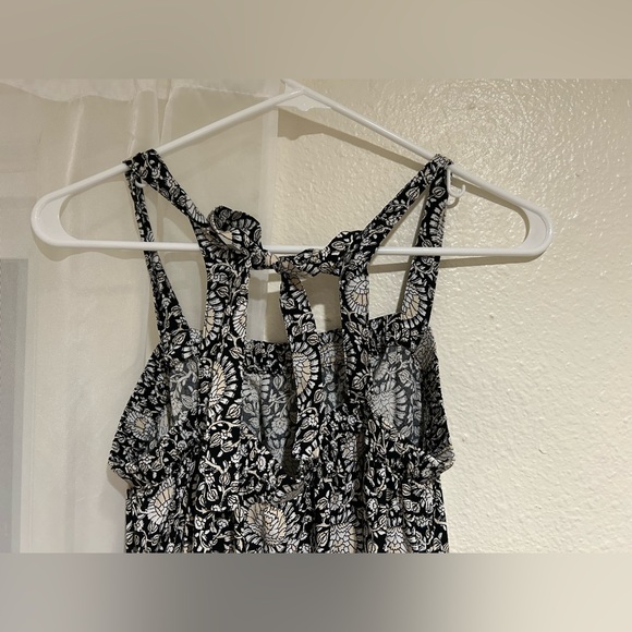 Patterned Maxi Dress with Pockets - Picture 2 of 3